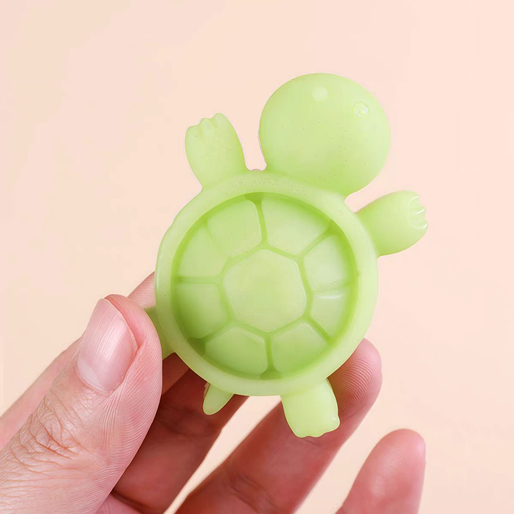 Turtles Ice Tray 3D Tortoises  - Kitchen Gadgets Baking のレビューと価格