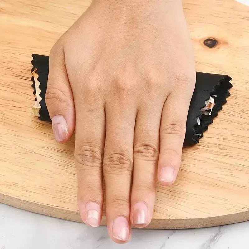 Garlic Stripper Tube Peeling G - Kitchen Gadgets Garlic のレビューと価格