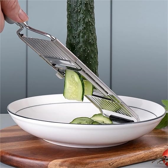 Grater Multifunctional 4 in 1  - Kitchen Gadgets Essential のレビューと価格