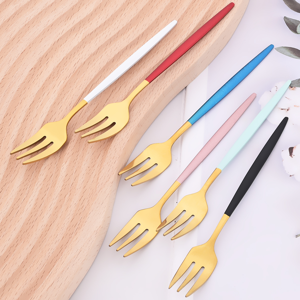 6Pcs Pink Gold Dinnerware Set  - Kitchen Gadgets Gold のレビューと価格