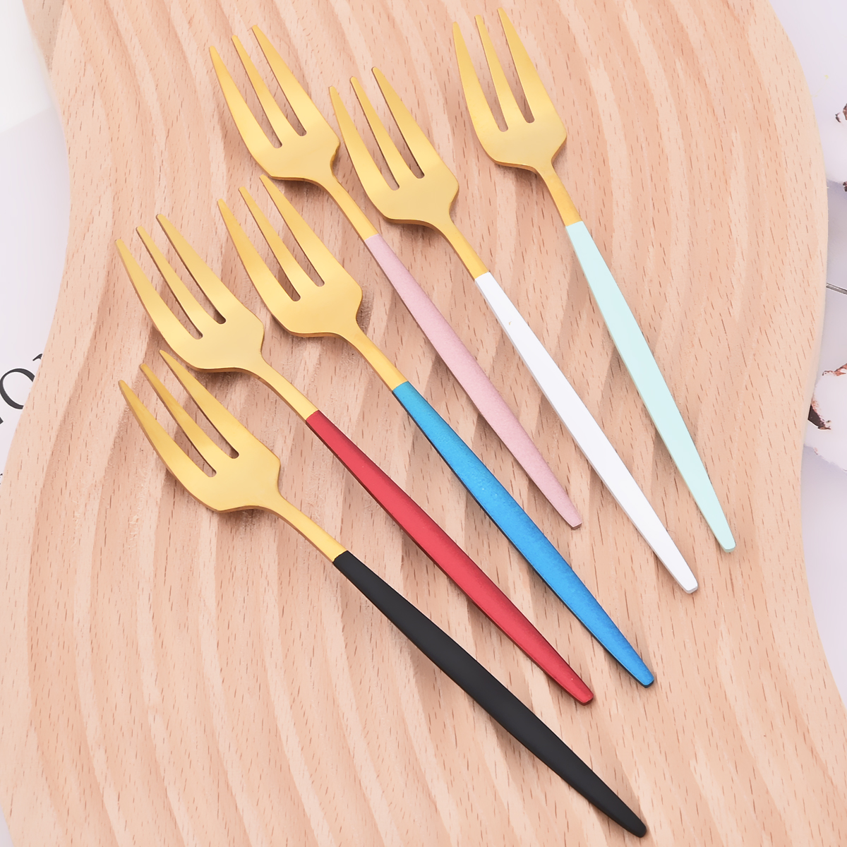 6Pcs Pink Gold Dinnerware Set  - Kitchen Gadgets Gold のレビューと価格