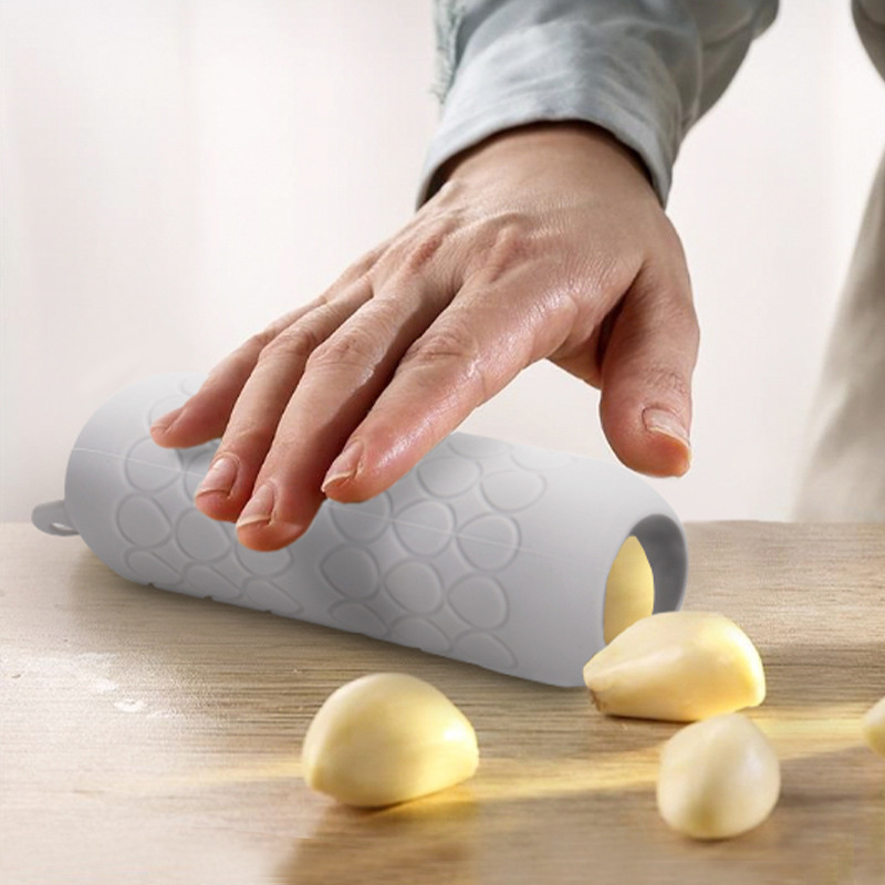 Garlic Peeler Tube Silicone Qu - Kitchen Gadgets Garlic のレビューと価格